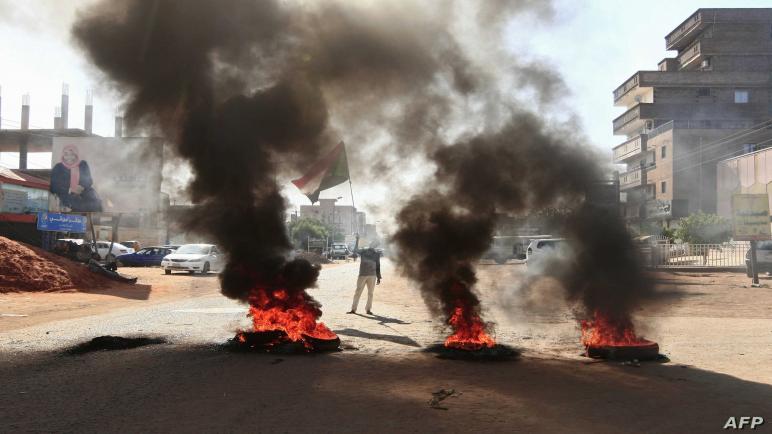 ناشطون سودانيين يطالبون بإقالة مسؤولين بعد مقتل متظاهر