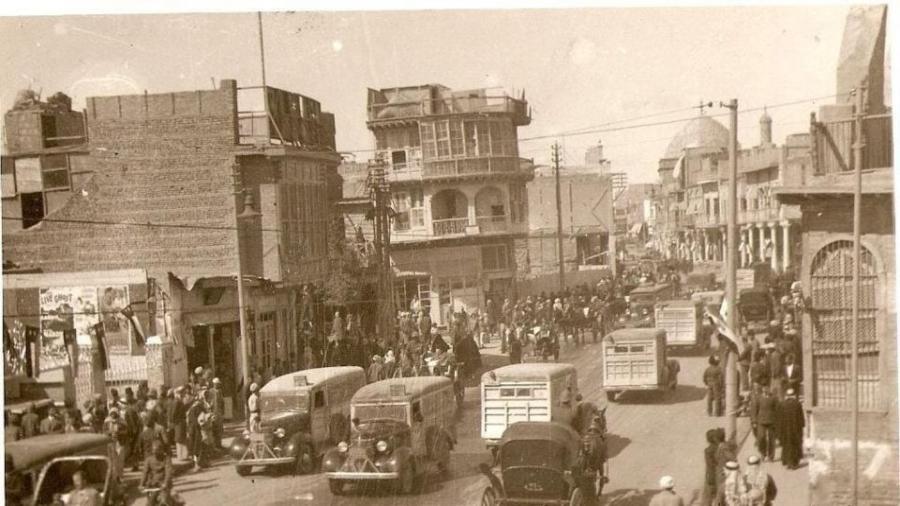 شارع-الرشيد-–-محلّة-باب-الأغا-–-1937