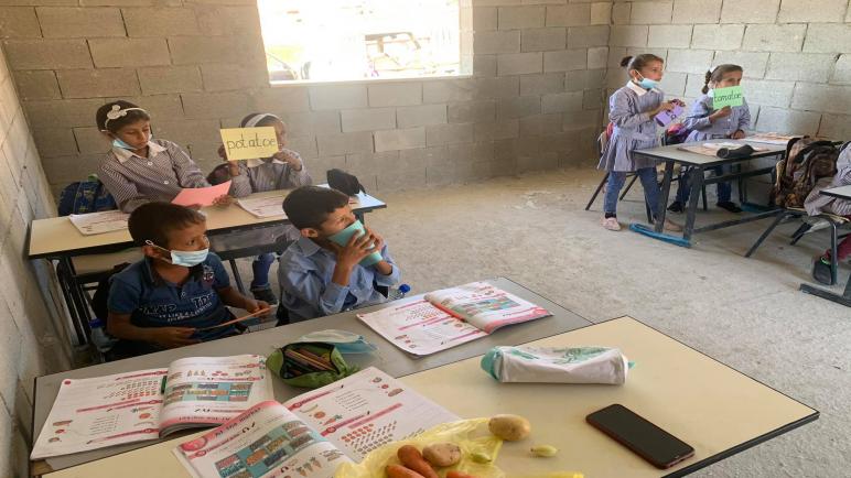 مكتب رئيس الوزراء الفلسطيني يطالب بتدخل دولي لوقف خطر هدم مدرسة “رأس التين”