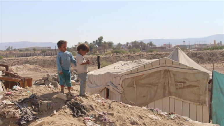 هيومن رايتس ووتش تتهم الحوثيين بقصف مخيمات نازحين في مأرب