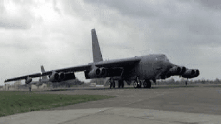 القيادة المركزية الأمريكية تعلن نشر قاذفات B-52 في الشرق الأوسط